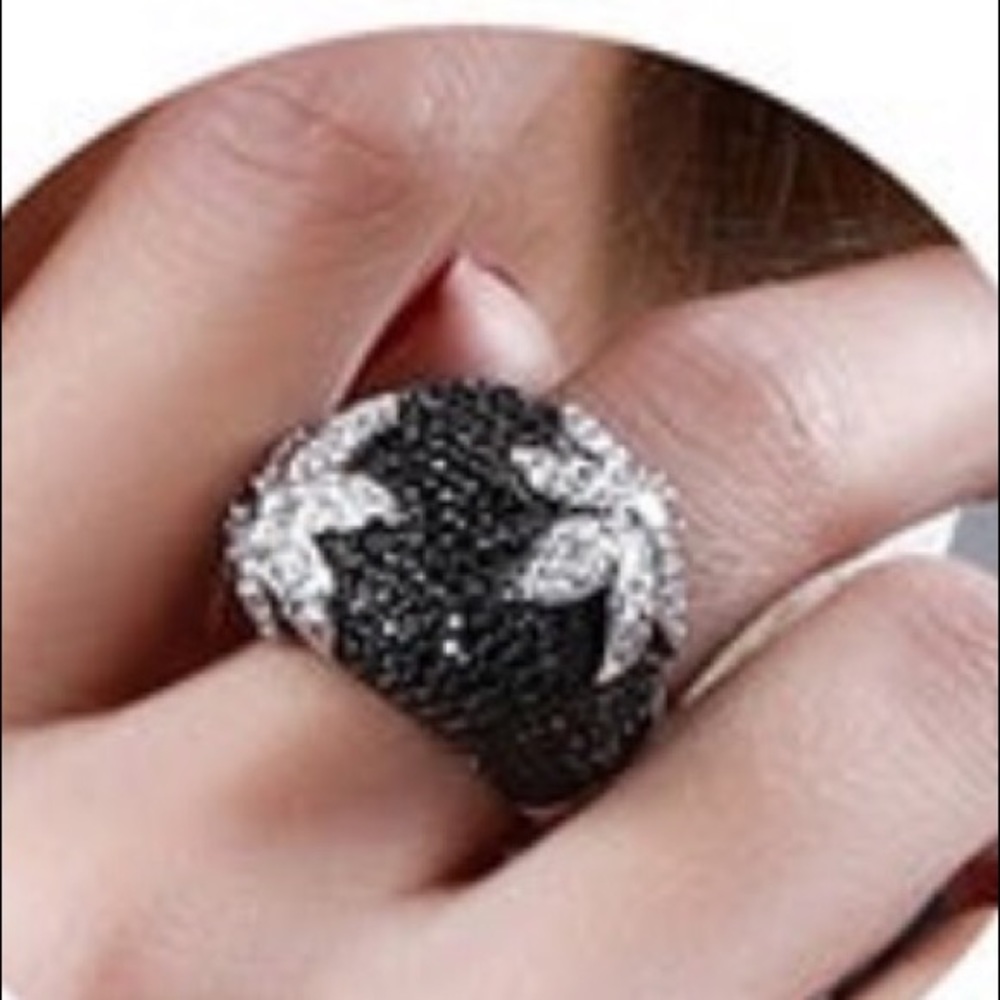 🌸 PLATINUM FLOWER RING 🌸 - Picture 3 of 3
